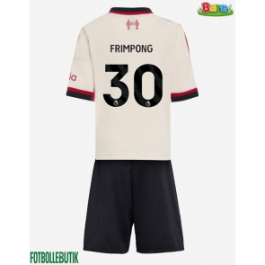 Liverpool Jeremie Frimpong #30 Bortaställ Barn 2025-26 Kortärmad (+ Korta byxor)